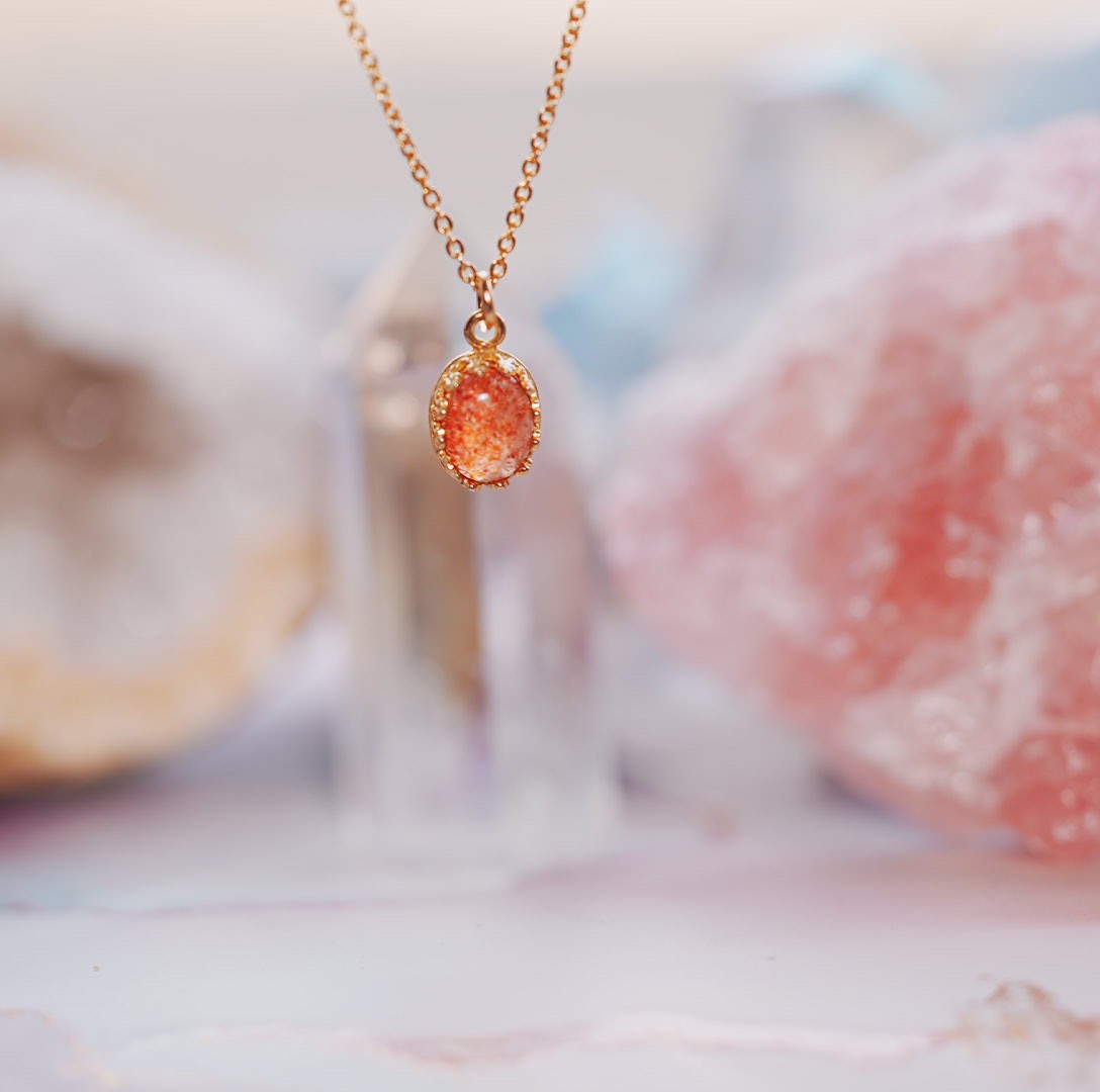 サンストーン オーバルネックレス【Sunstone/Oval necklace】 – Juvelia