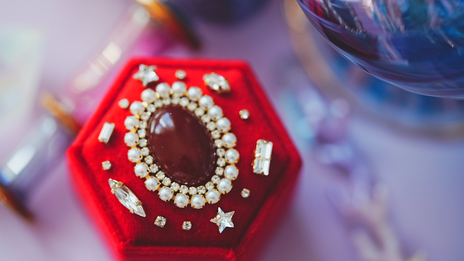 【レッドアゲート＆チェリーレッド】レッドアゲート　国賓ボックス【Red Agate&Cherry Red/Hexagon ring box】