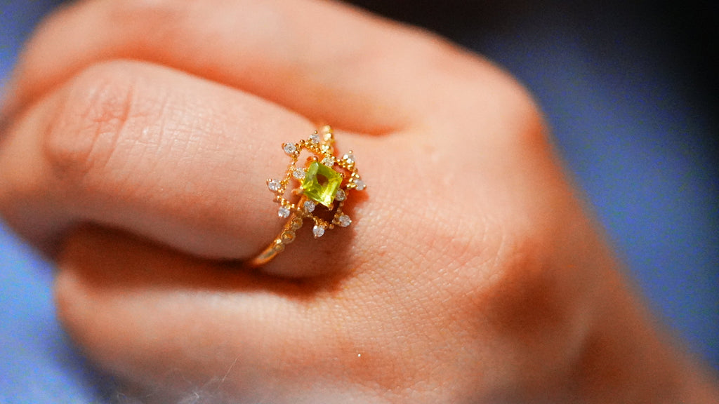 ペリドット ソルスクエアリング – Juvelia