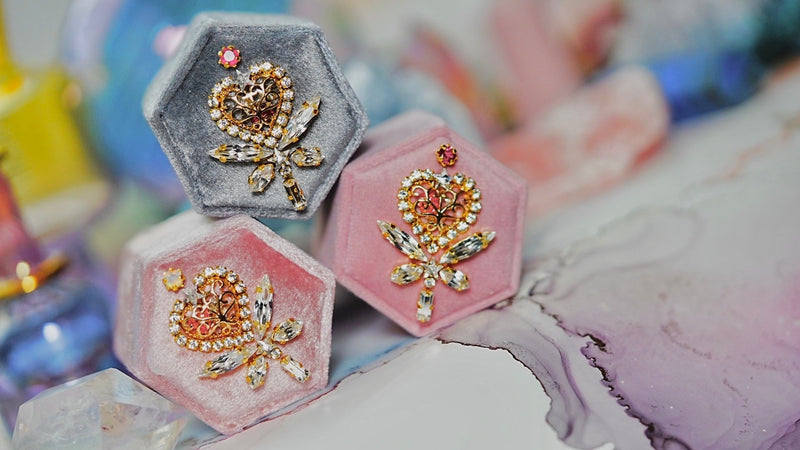【ネックレス/オパール＆ベビーピンク】パフュームステッキの戦士ボックス【Opal&Baby pink/Perfume magic stick/Hexagon necklace box】