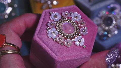 【Hexagon Box】レインボームーンストーン　満開ボックス【Rainbowmoonstone&Rosedust】
