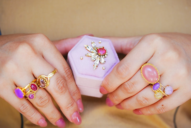 【11月誕生石/ピンクトパーズ&ライラック】ヘキサゴンベルベット　リングボックス【Pink Topaz＆Lilac /Wing Hexagon Ring box 】