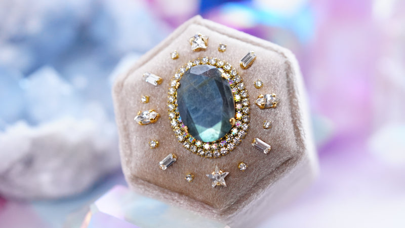【Video/リング/ラブラドライト&シャンパン】特大ラブラドライト　ヘキサゴンマジックボックス【Labradrite&Champagne/Hexagon Magic Ring box】
