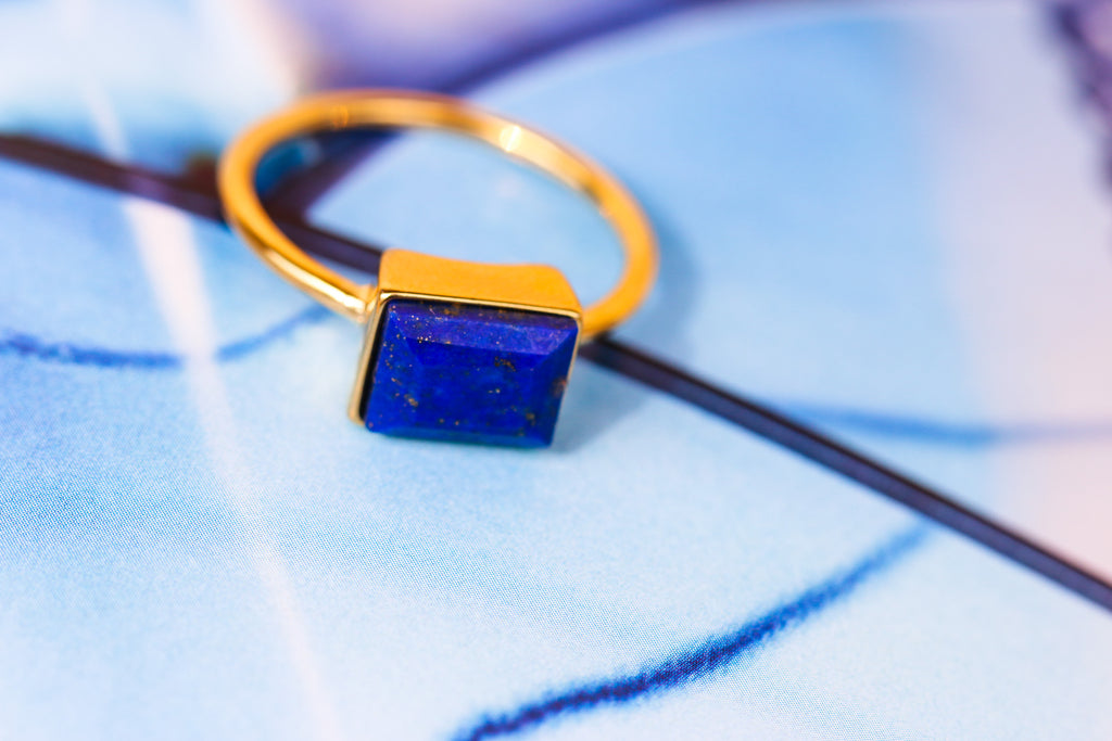 【完売/12月誕生石】ラピスラズリ　レクタングルマリーリング【Lapis Lazuli/Faceted rectangle ring】