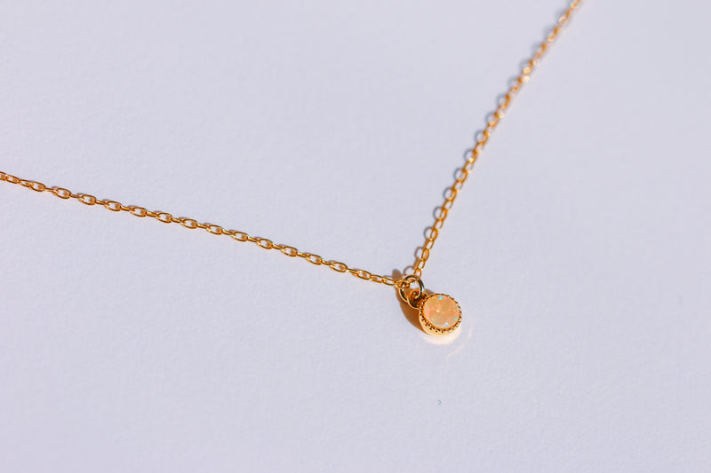 【10月誕生石】オパール　ブリリアント "4" ネックレス【Opal/Brilliant necklace (4mm)】