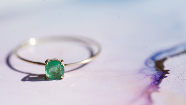 【5月誕生石】エメラルド　K10 ブリリアント4リング【Emerald/K10 Brilliant ring (4mm)】